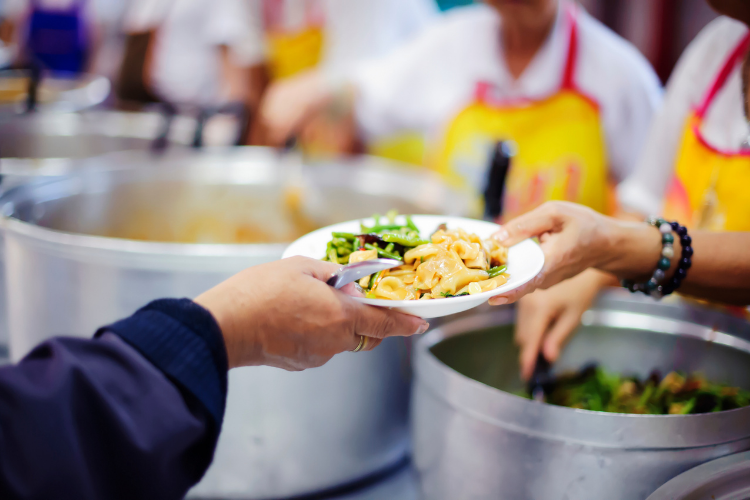 Essen_wird_ausgegeben